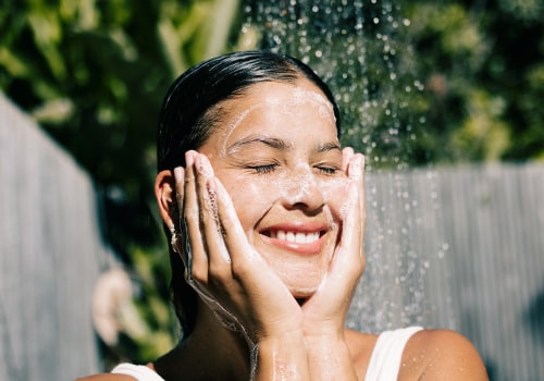 The Expert's Guide to Removing Water Resistant SPF from Your Skin